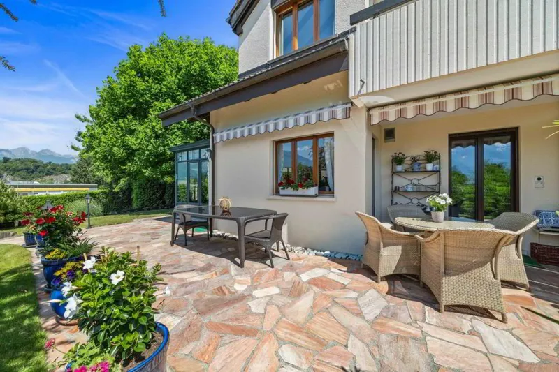 Maison à vendre, 6.5 pièces, 221 m², Ollon VD