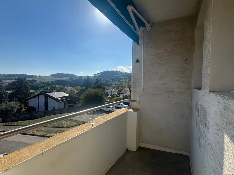 Joli appartement de 2,5 pièces avec balcon dans quartier calme à La Sarraz - Photo 2