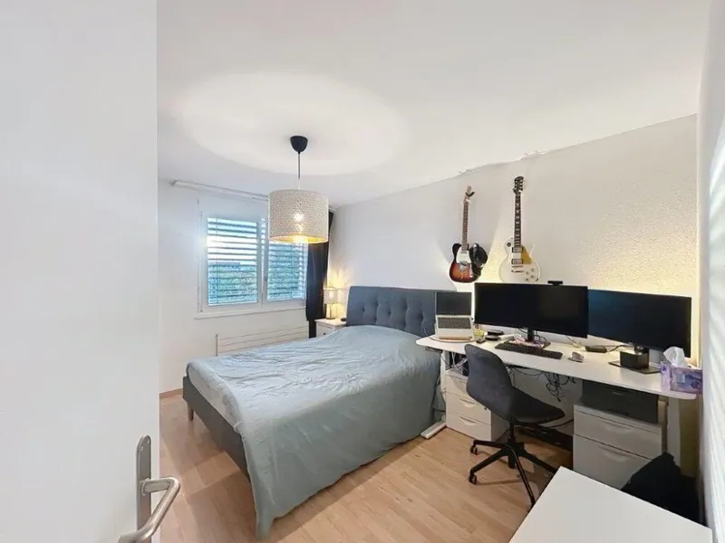 À LOUER – SPACIEUX APPARTEMENT DE 4.5 PIÈCES À ORBE – CHEMIN DU SUCHET 23 - Photo 3
