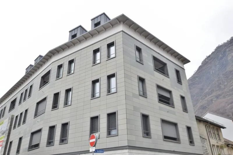 Prestigöse 3,5-Zimmer-Attikawohnung - Photo 2