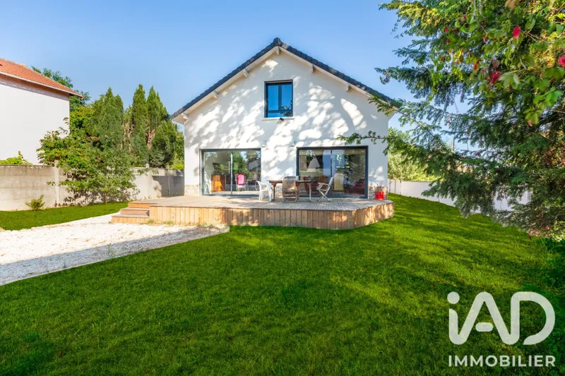 Vente Maison/villa 7 pièces - Photo 2