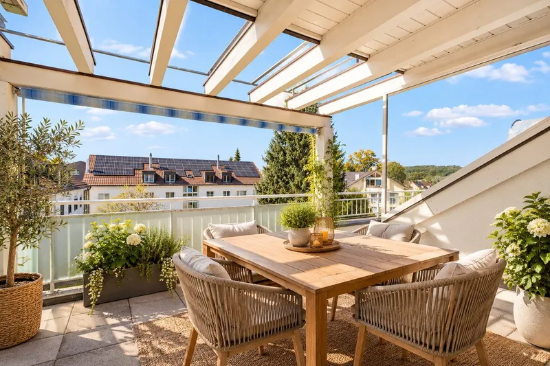 Ein Zuhause zum Verlieben – charmante Dachwohnung mit Sichtbalken - Photo 4