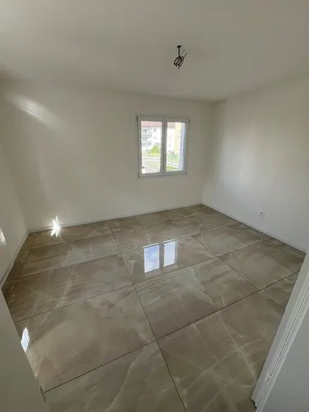 Attraktive Wohnung mit Eigentumsstandard - Photo 3