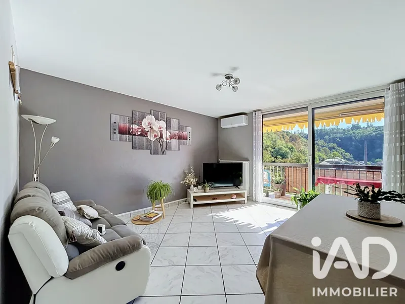 Vente Appartement 4 pièces - Photo 2