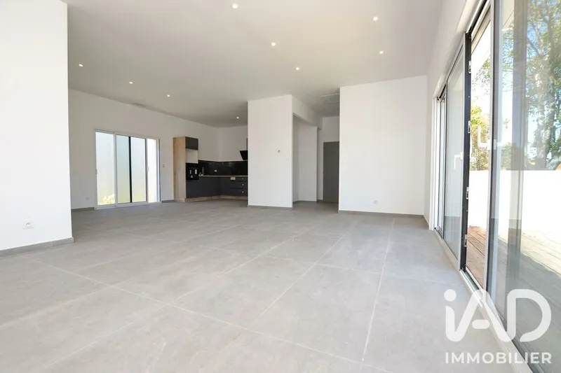 Vente Maison/villa 4 pièces - Photo 3
