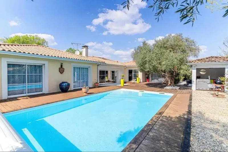 Maison à vendre, 6 pièces, 222 m², Leognan