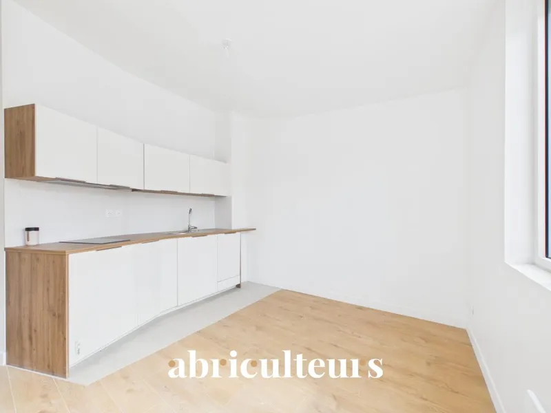 Charmant appartement T2 rénové avec vue dégagée - Photo 3