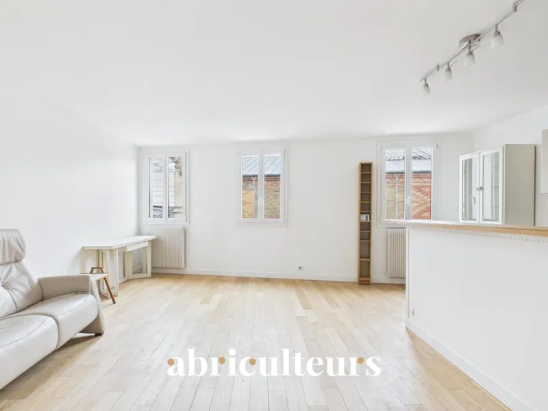 Appartement à vendre, 3 pièces, 66 m², Paris