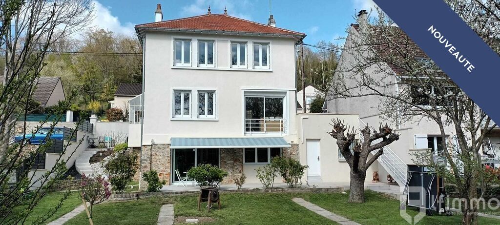 Maison atypique de 125 m² avec un jardin arboré