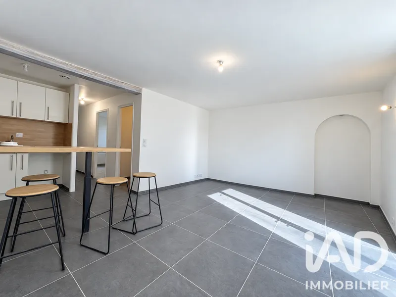 Vente Appartement 3 pièces - Photo 2