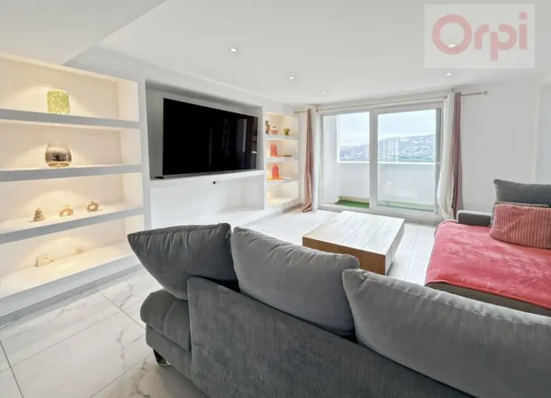 Appartement à vendre, 3 pièces, 78 m², Carros