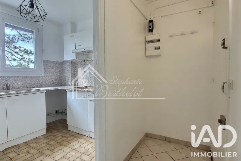 Location Appartement 4 pièces - Photo 2