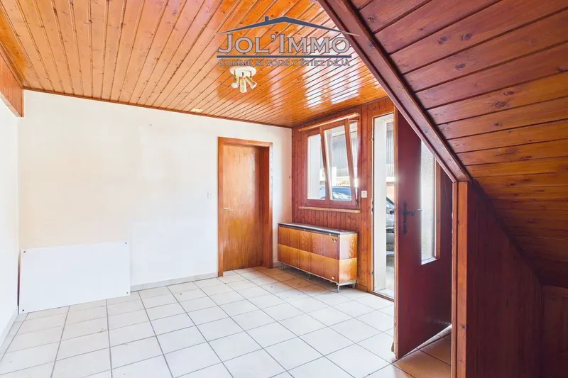 Maison à rénover - Fort potentiel - Photo 2