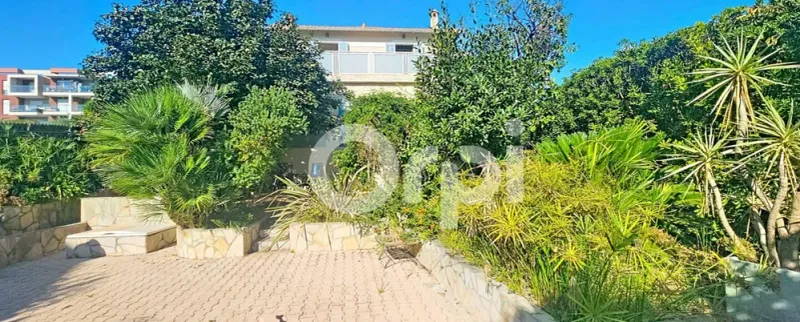 Maison à vendre, 4 pièces, 141 m², Antibes