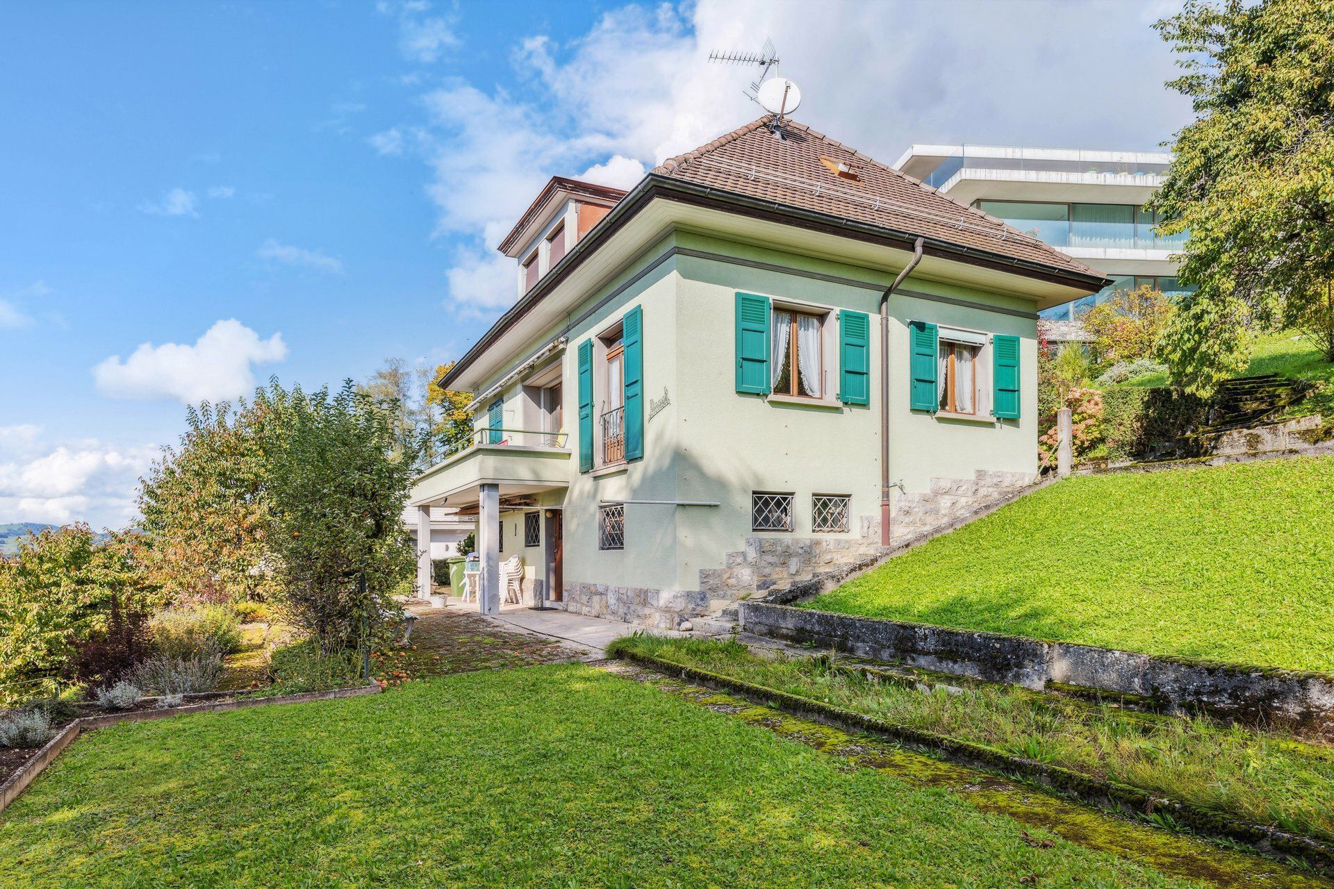 Charmante villa à rénover avec magnifique vue