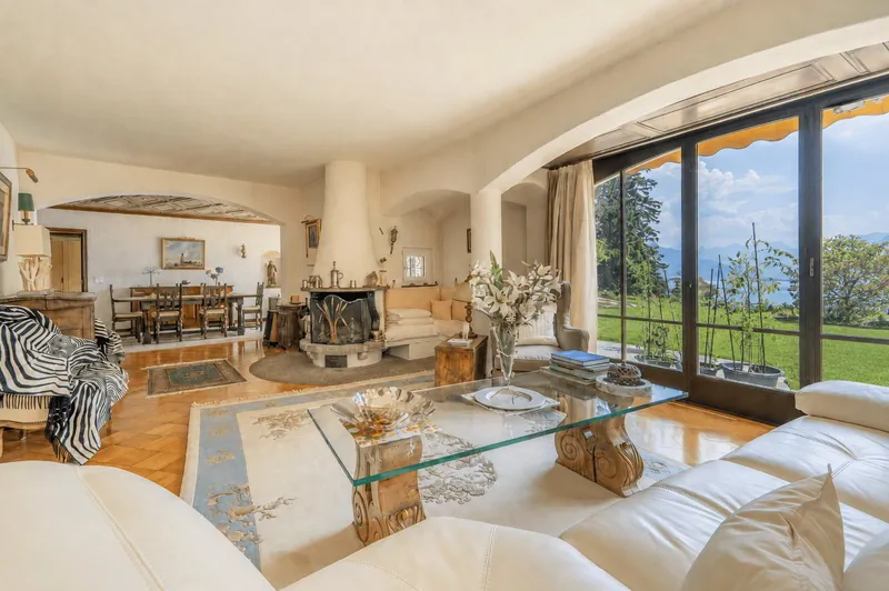 MAISON DE MAÎTRE AVEC PISCINE, VUE LAC & APPARTEMENT INDÉPENDANT - Photo 4