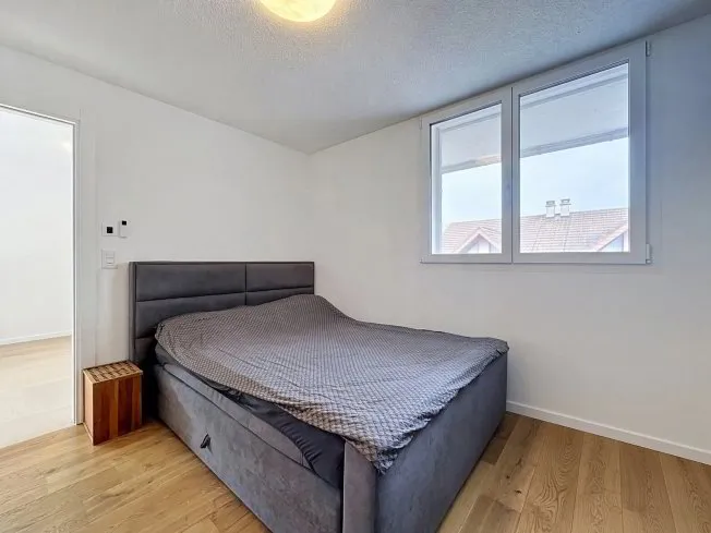 Collombey – Moderne 2,5-Zimmer-Wohnung mit großer Terrasse - Photo 3