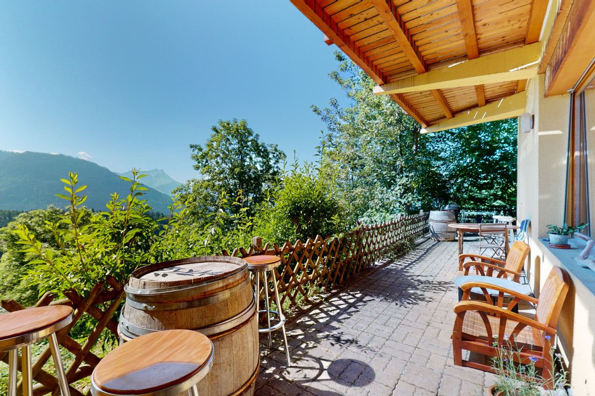 Propriété de standing - chalet de 2 appartements à Leysin