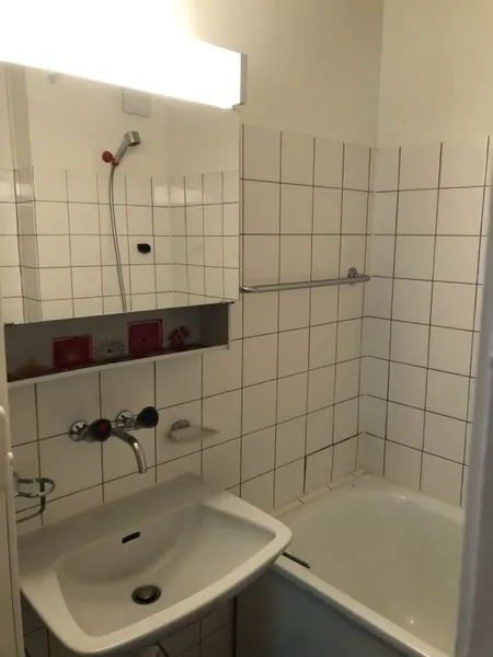 2.5 Zimmerwohnung im 2. Stock - Photo 4