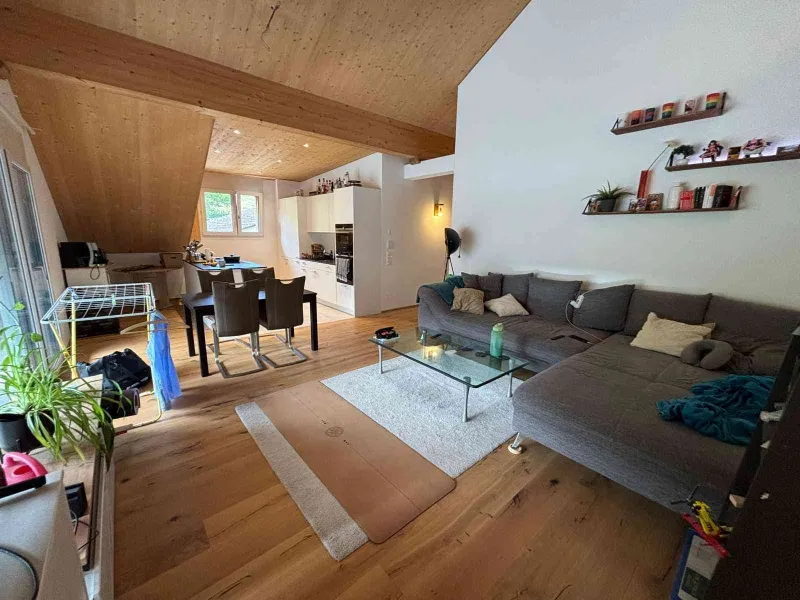 Charmante 4.5-Zimmer-Dachwohnung am Rande von Grabs - Photo 2