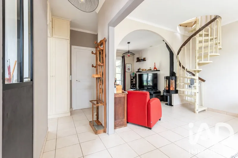 Vente Maison/villa 5 pièces - Photo 2