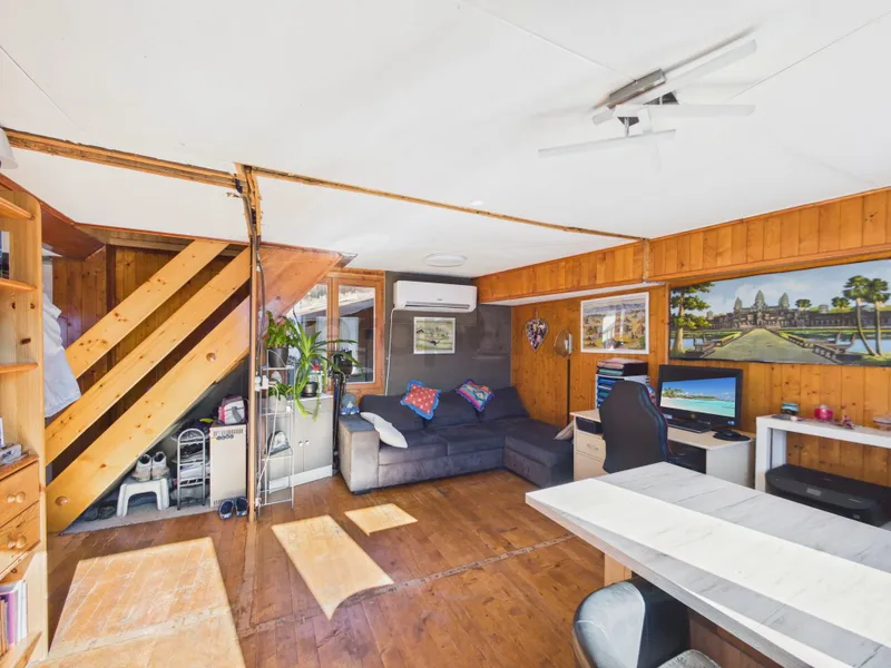 Charme Alpin, Balcon avec Vues Sublime & Grand Potentiel de Revalorisation ! - Photo 5