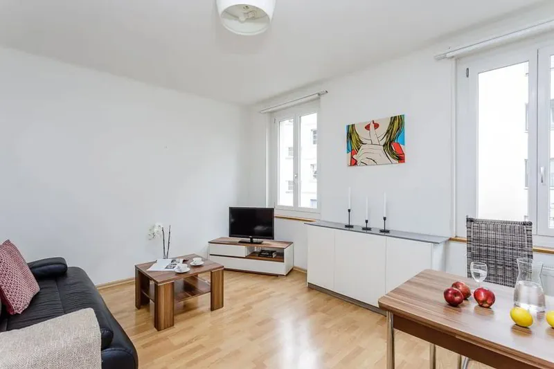 Möblierte 3.5 Zimmer Wohnung in bester Lage - Photo 2