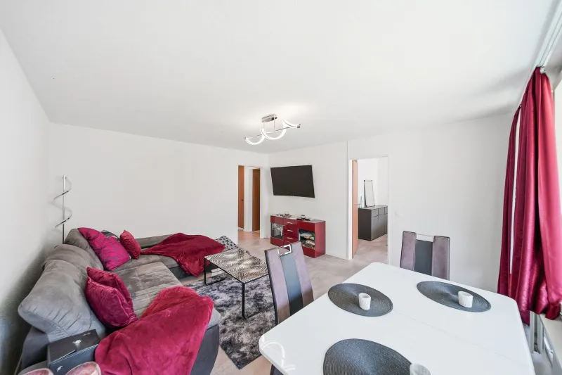 ALPINE ATMOSPHERE WITH A PANORAMIC VIEW – 2.5-ROOM VACATION APARTMENT IN ENGELBERG - Photo 2