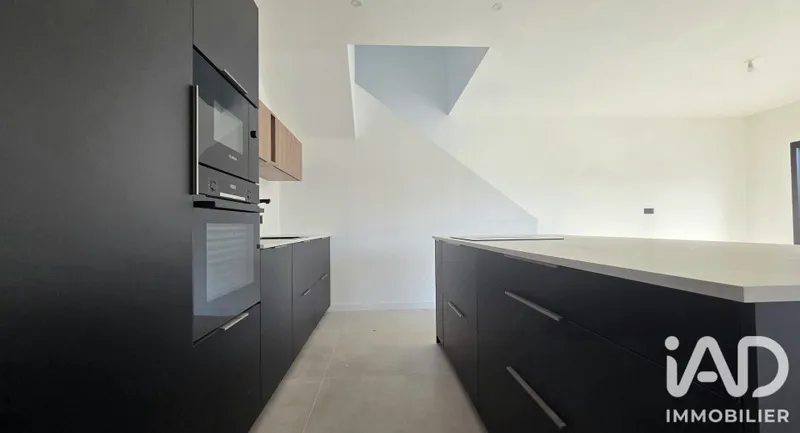 Vente Maison/villa 5 pièces - Photo 3
