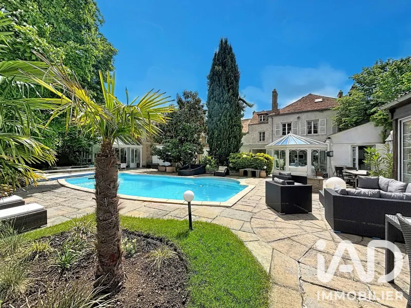 Maison à vendre, 10 pièces, 639 m², Guignes