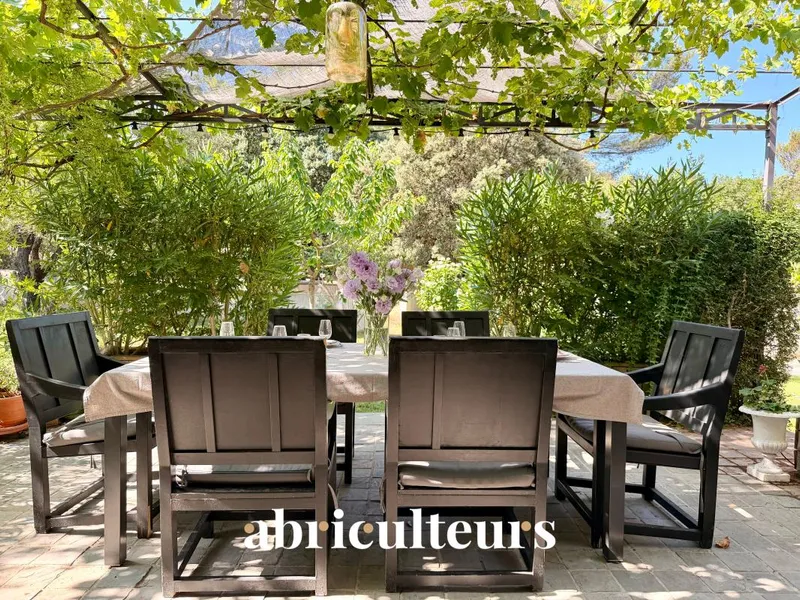 Belle propriété avec terrain, piscine/ poolhouse, dépendance à Rognes 13840 - Photo 2