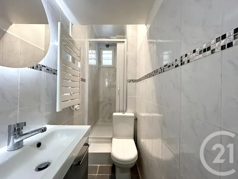 Appartement F3 à louer 3 pièces - 42 m2 - Photo 5