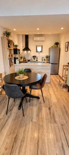 Beau T3 en Duplex Vidauban Terrasse Garage Centre ville - Photo 3