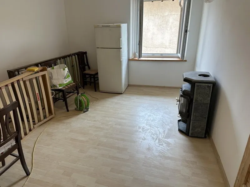 3 1/2-Zimmer-Dorfhaus mit kleinem Sitzplatz an sehr ruhiger, sonniger Aussichtslage / 3 1/2-Zimmer-Dorfhaus mit kleinem Sitzplatz an sehr ruhiger, sonniger Aussichtslage - Photo 5