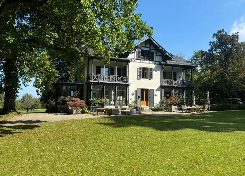Maison à vendre, 650 m², Troinex