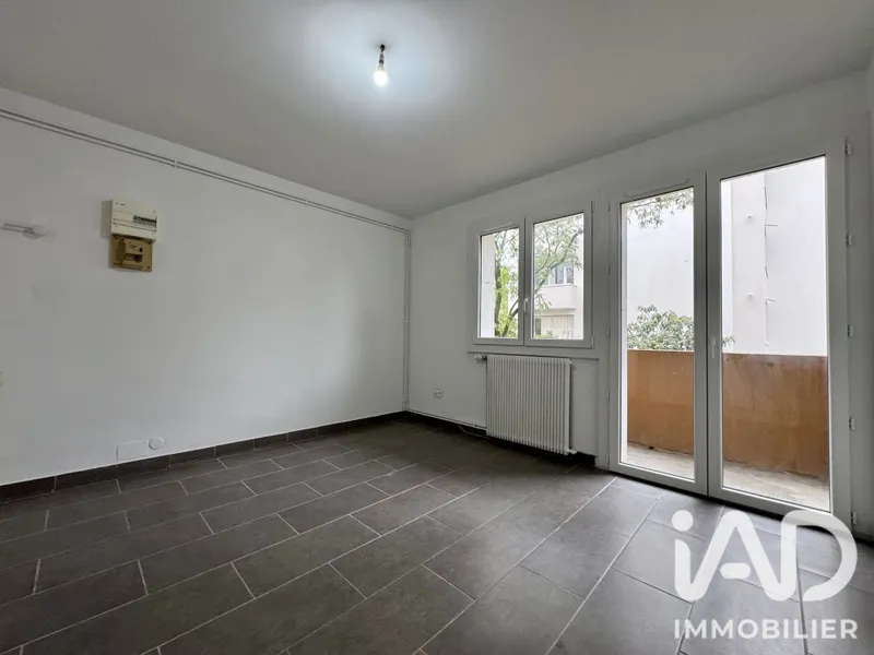 Vente Appartement 1 pièce - Photo 2
