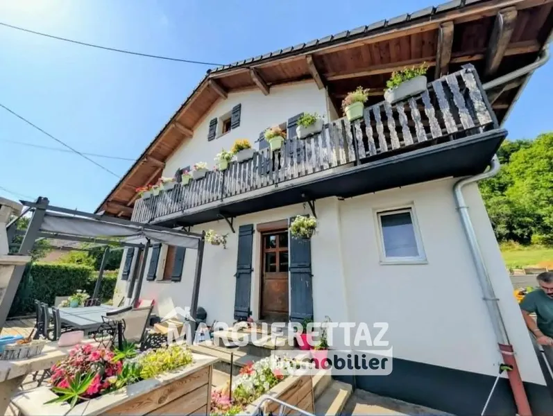 Charmante maison de village à Taninges, 4 pièces, 84 m² - Photo 2