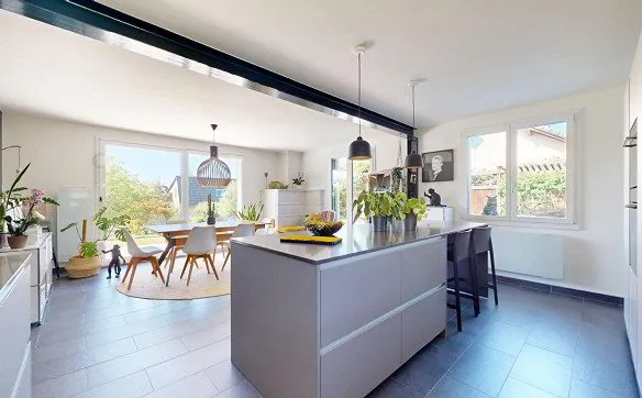 Belle villa familiale de 6.5 pièces rénovée avec soin - Photo 3