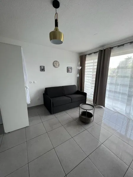 (Studio) meublé à vendre à la ZAC Hibiscus - Photo 3