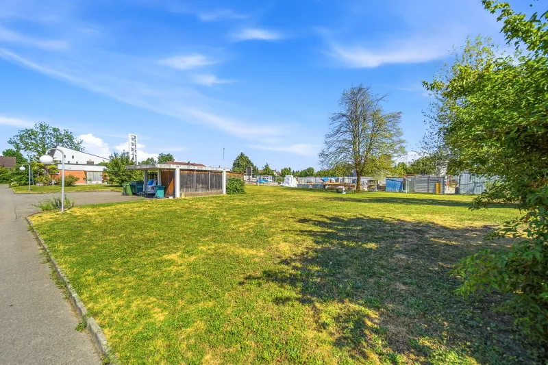 IMPRESSIVE 2,781 M² RESIDENTIAL BUILDING PLOT IN VILLMERGEN - Photo 3