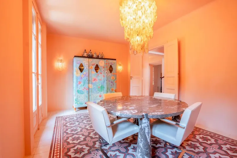 SAINT-TROPEZ – VILLA DE CHARME AVEC PARC PAYSAGER ET PISCINE - Photo 5