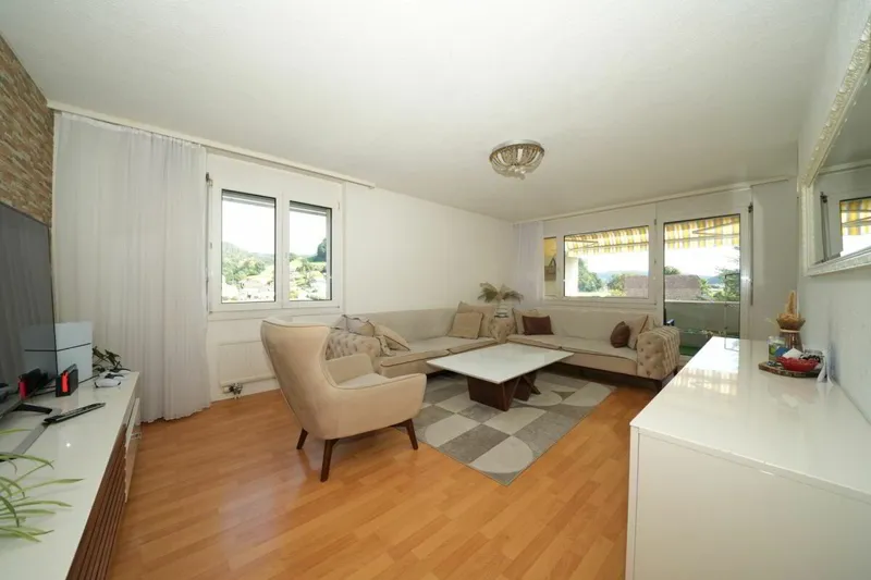 Familienfreundliche Wohnung an zentraler Lage - Photo 3