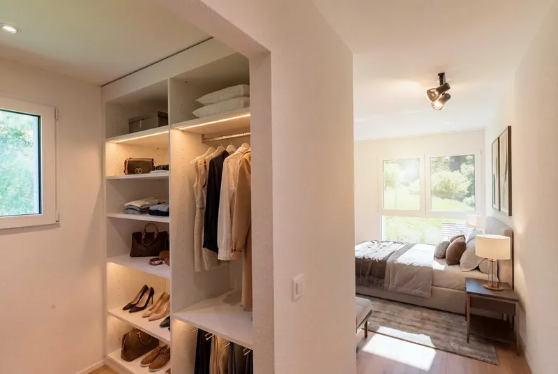 EXCLUSIVE LIVING IN PLASSELB – MODERN 4.5 ROOM ATTIC APARTMENT - Photo 5