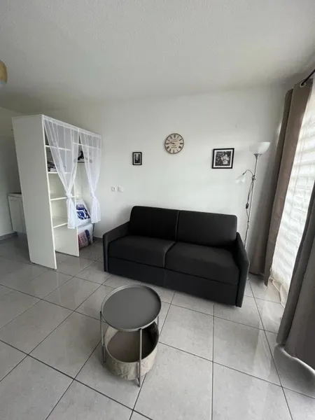 (Studio) meublé à vendre à la ZAC Hibiscus - Photo 5