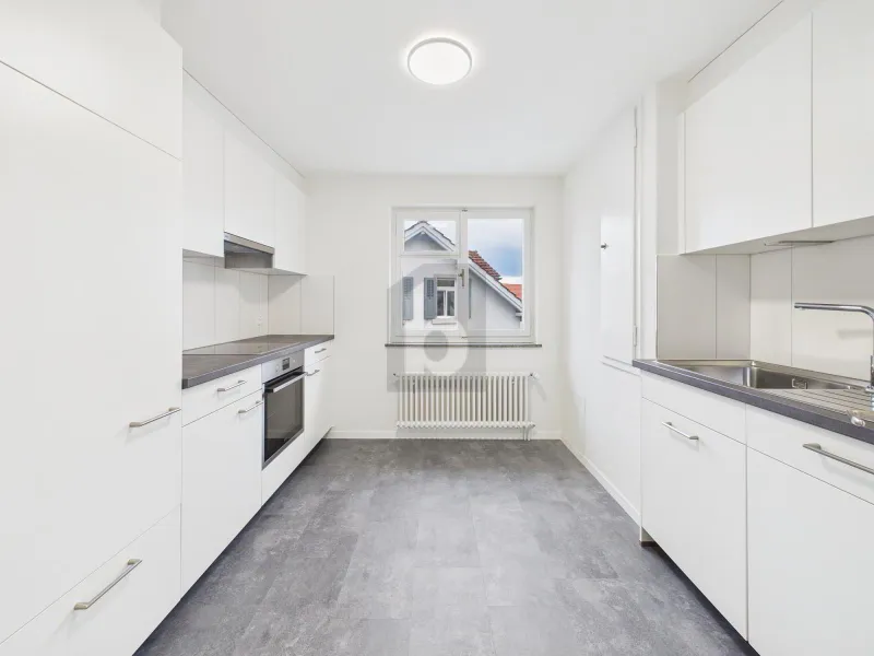FRISCH RENOVIERT IM RUHIGEN WOHNQUARTIER - Photo 2