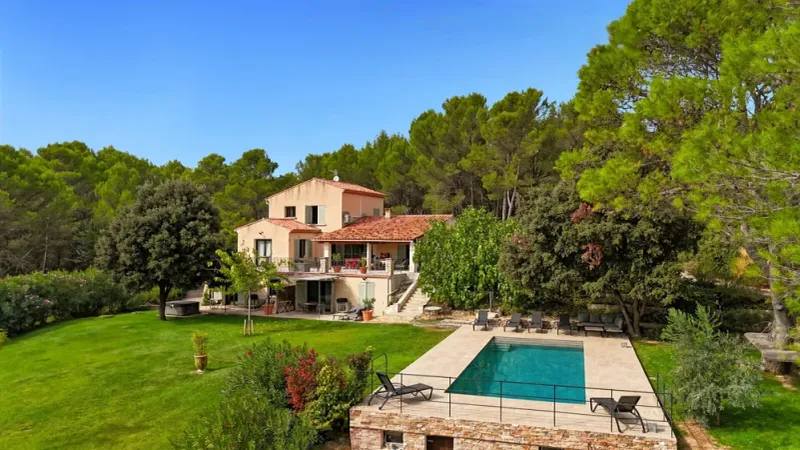 Maison à vendre, 8 pièces, Venelles