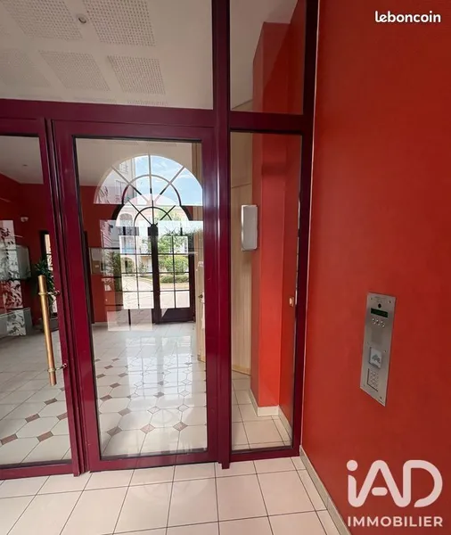 Vente Appartement 3 pièces - Photo 2
