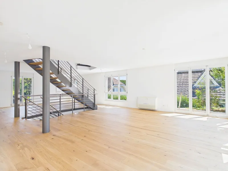 Frisch renoviertes 6.5-Zimmer-Einfamilienhaus in Therwil - Photo 3