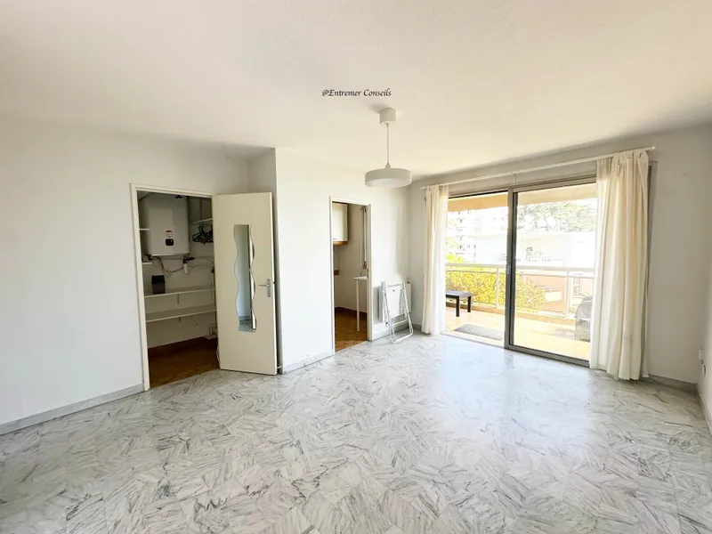 BEAU STUDIO type F1 de 28,44 m2 et sa terrasse de 10 m2 vue mer - Photo 2