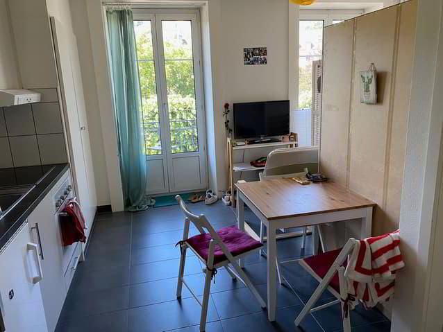 Nice studio with balcony ideally located in downtown Neuchâtel